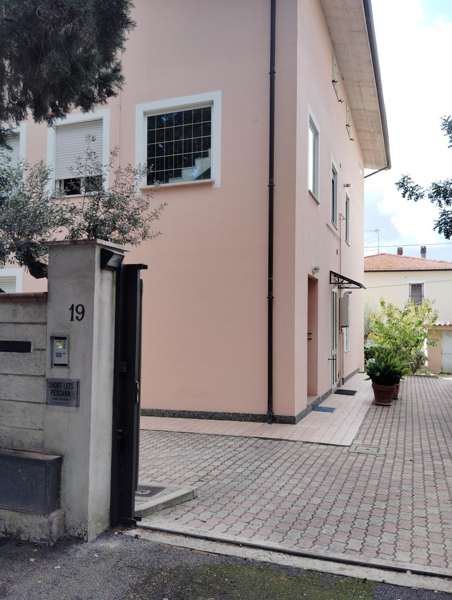 Ferienwohnung Short Lets Pescara Exterior foto